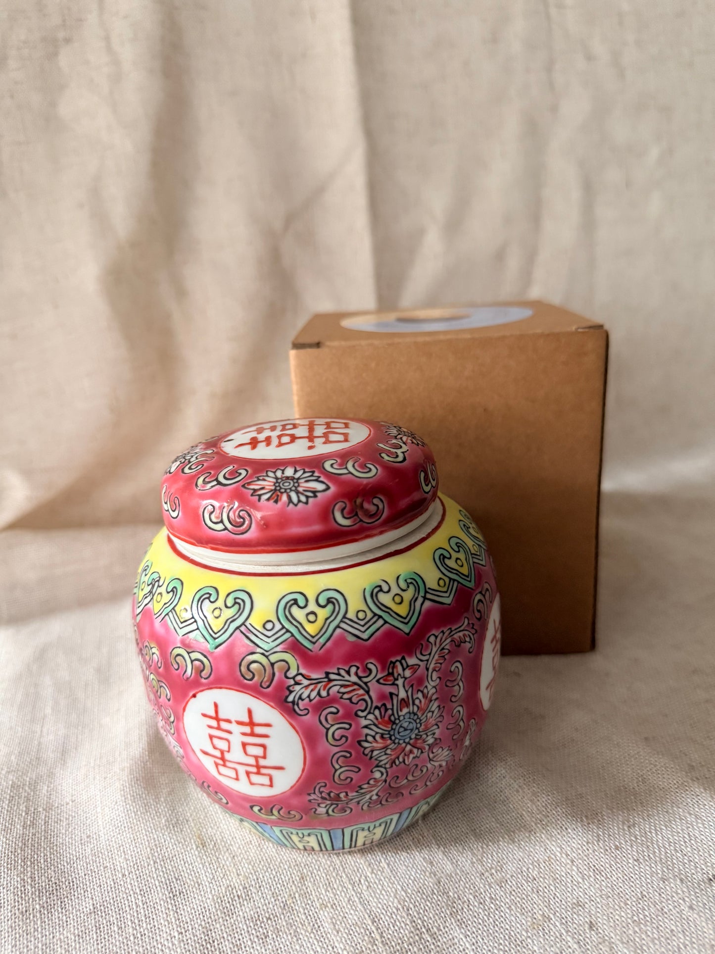 Red Prosperity teabox Candle