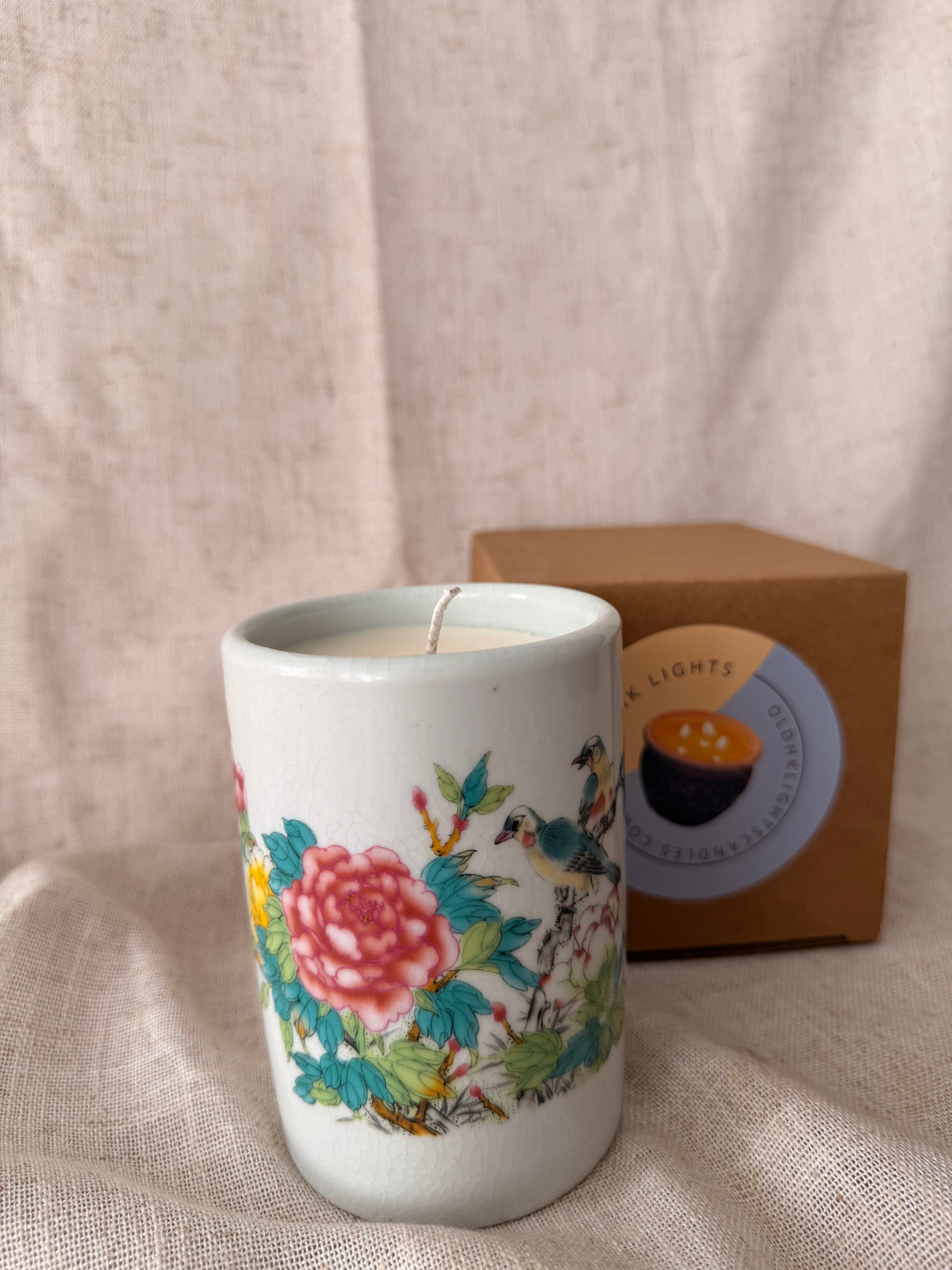 Peonies & birds brush pot Candle