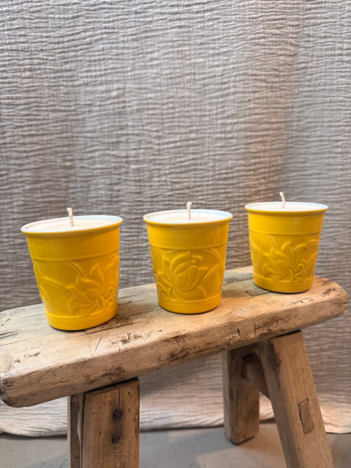 Set of 3 Lotus yellow mini Candles