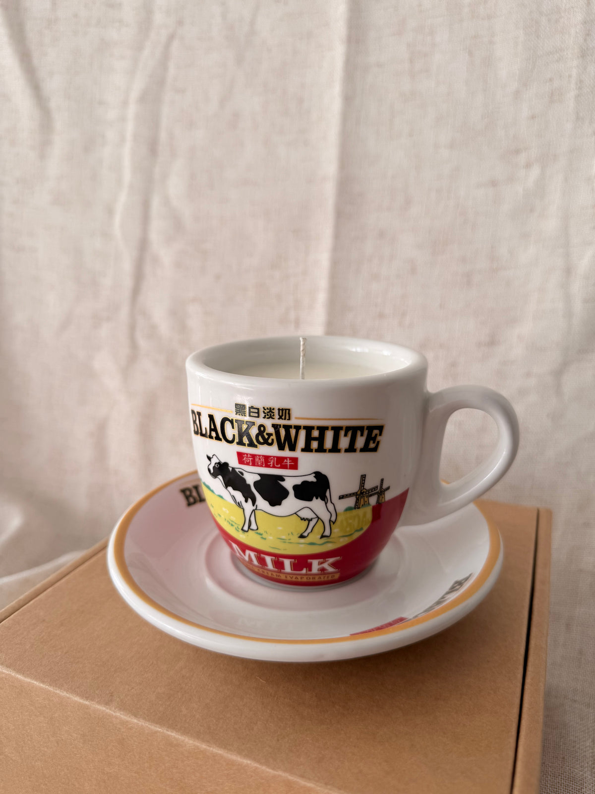 Black & White vintage cup Candle