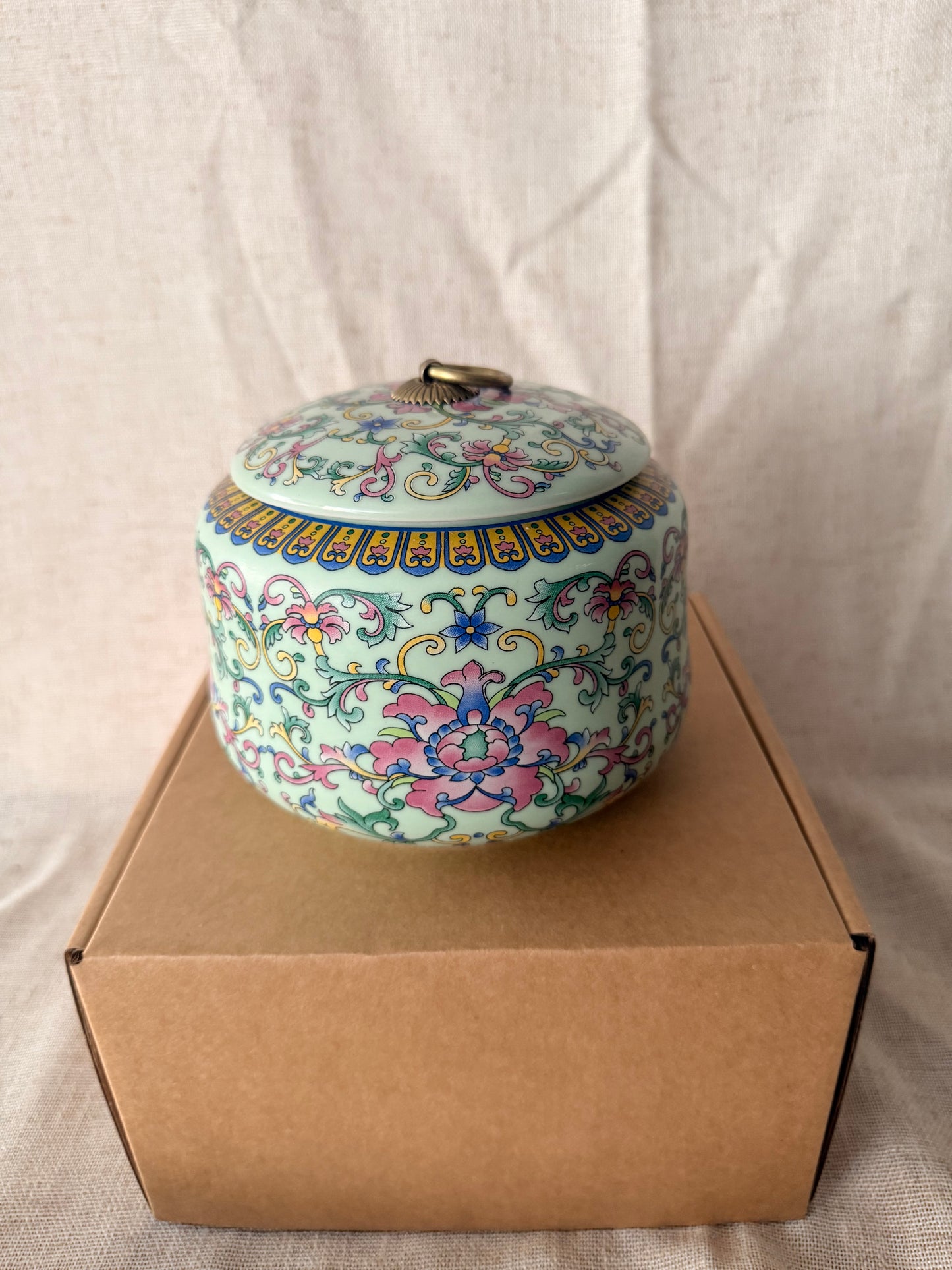 Mint green floral fine porcelain box 3 wicks candle