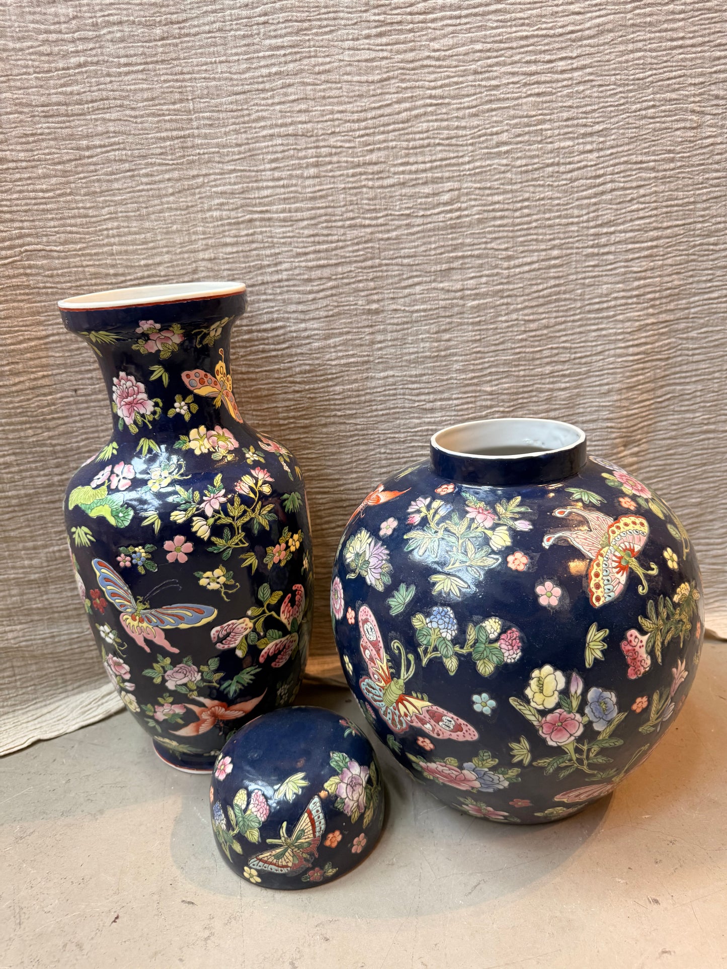 Large navy and flowers Ginger Jar