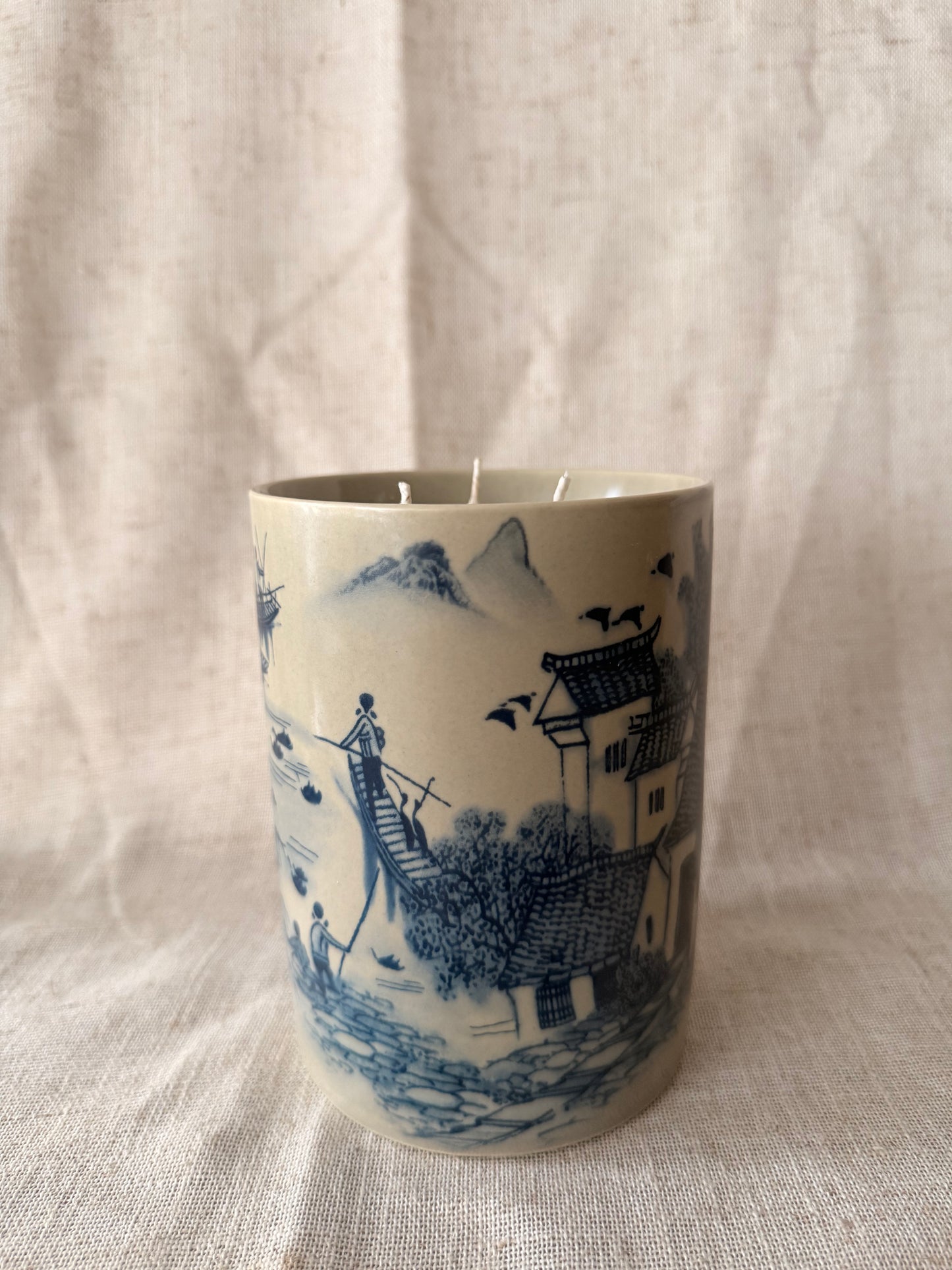 Landscape brush Pot 3 wicks Candle