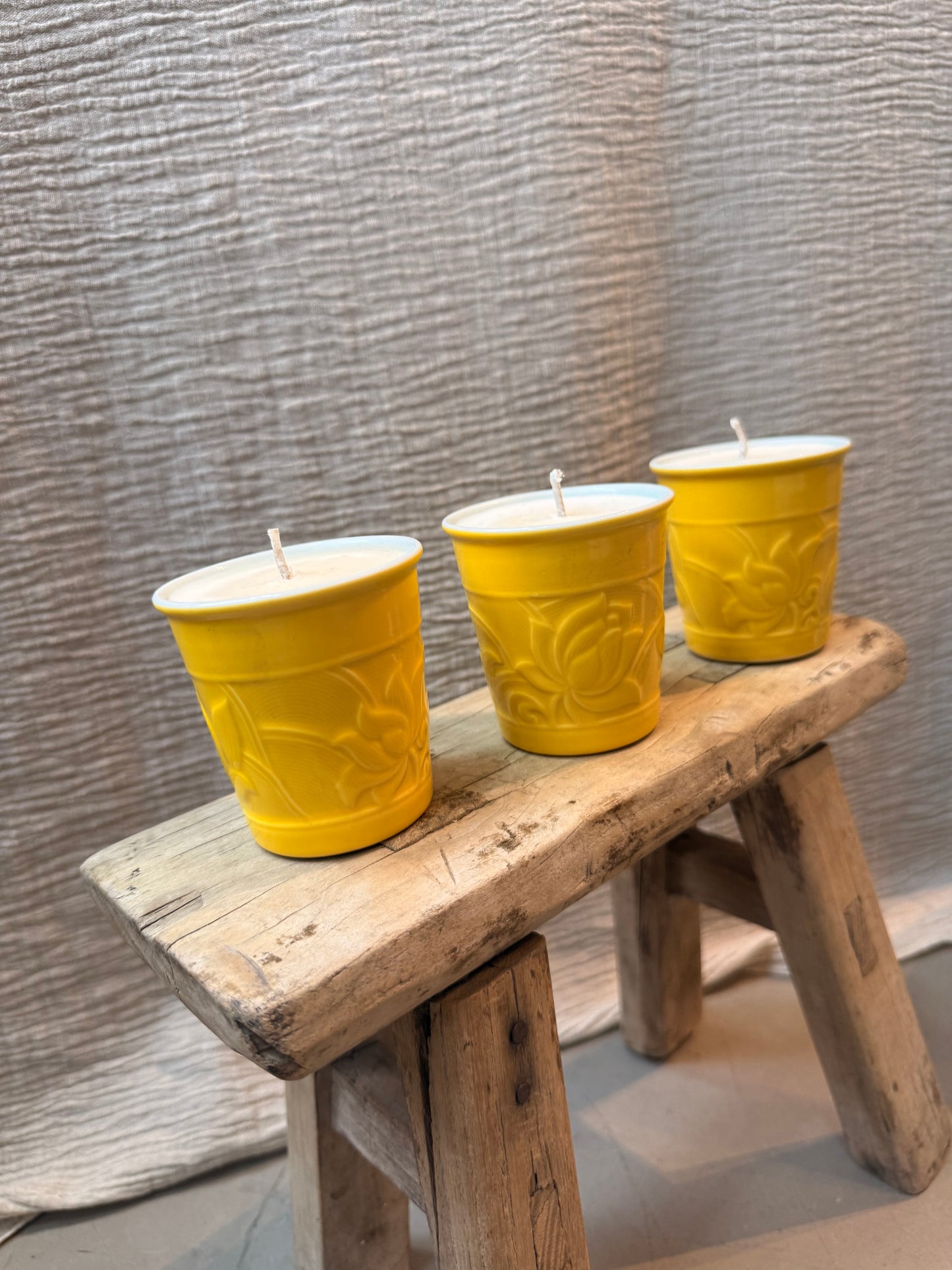 Set of 3 Lotus yellow mini Candles