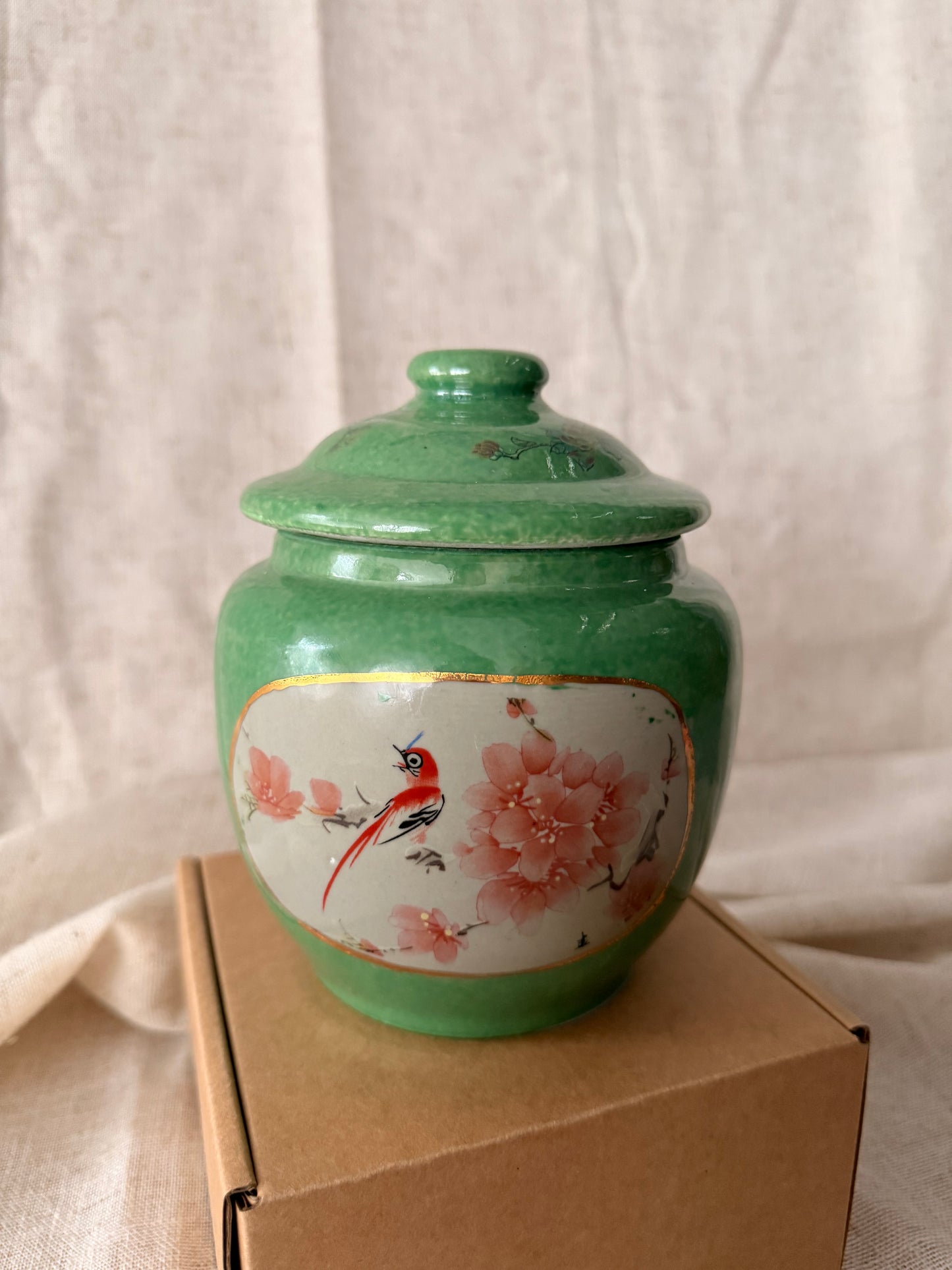 Green round Jar Peony Candle