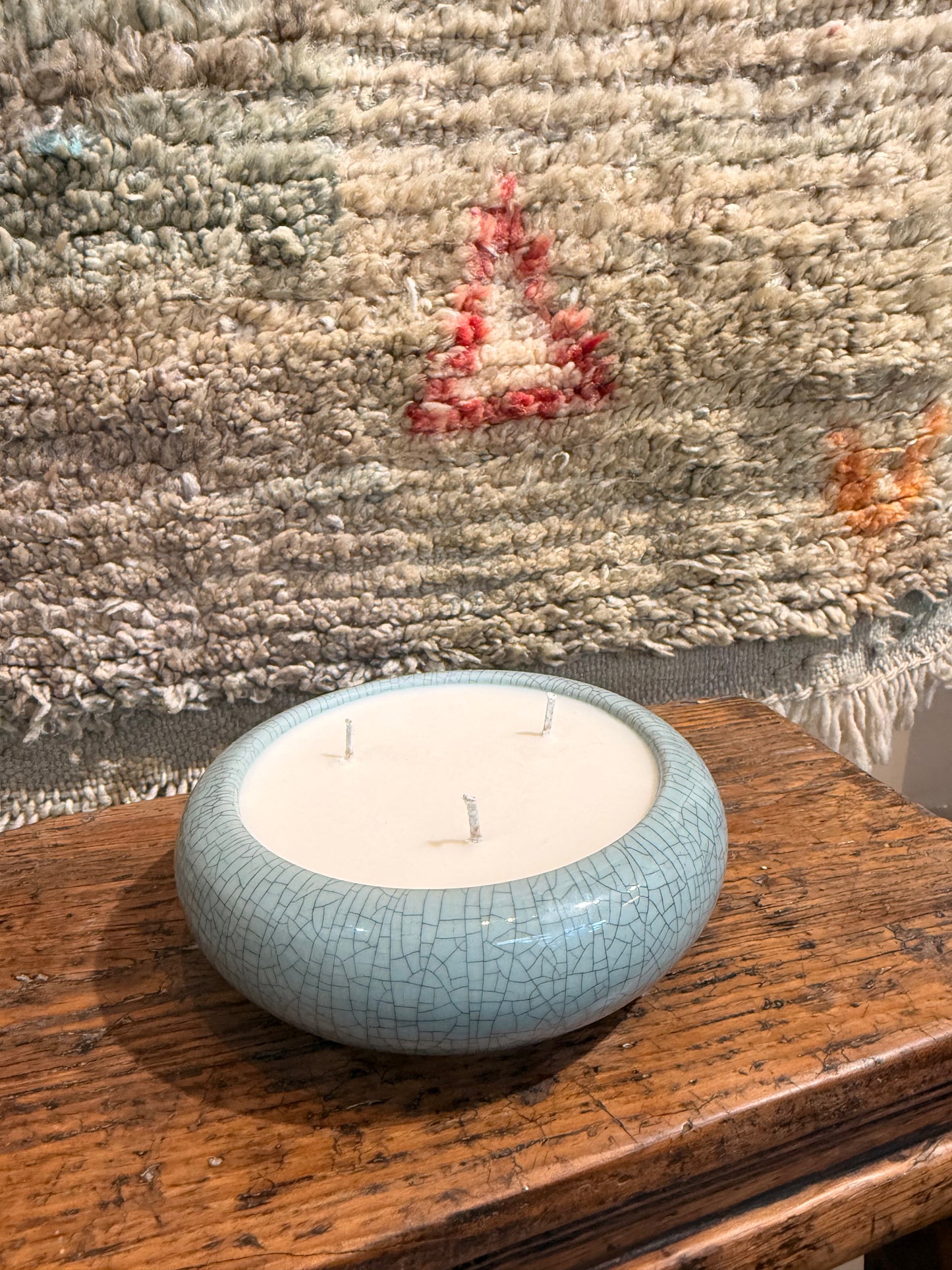 Green flat cracked vessel 3 wicks candle