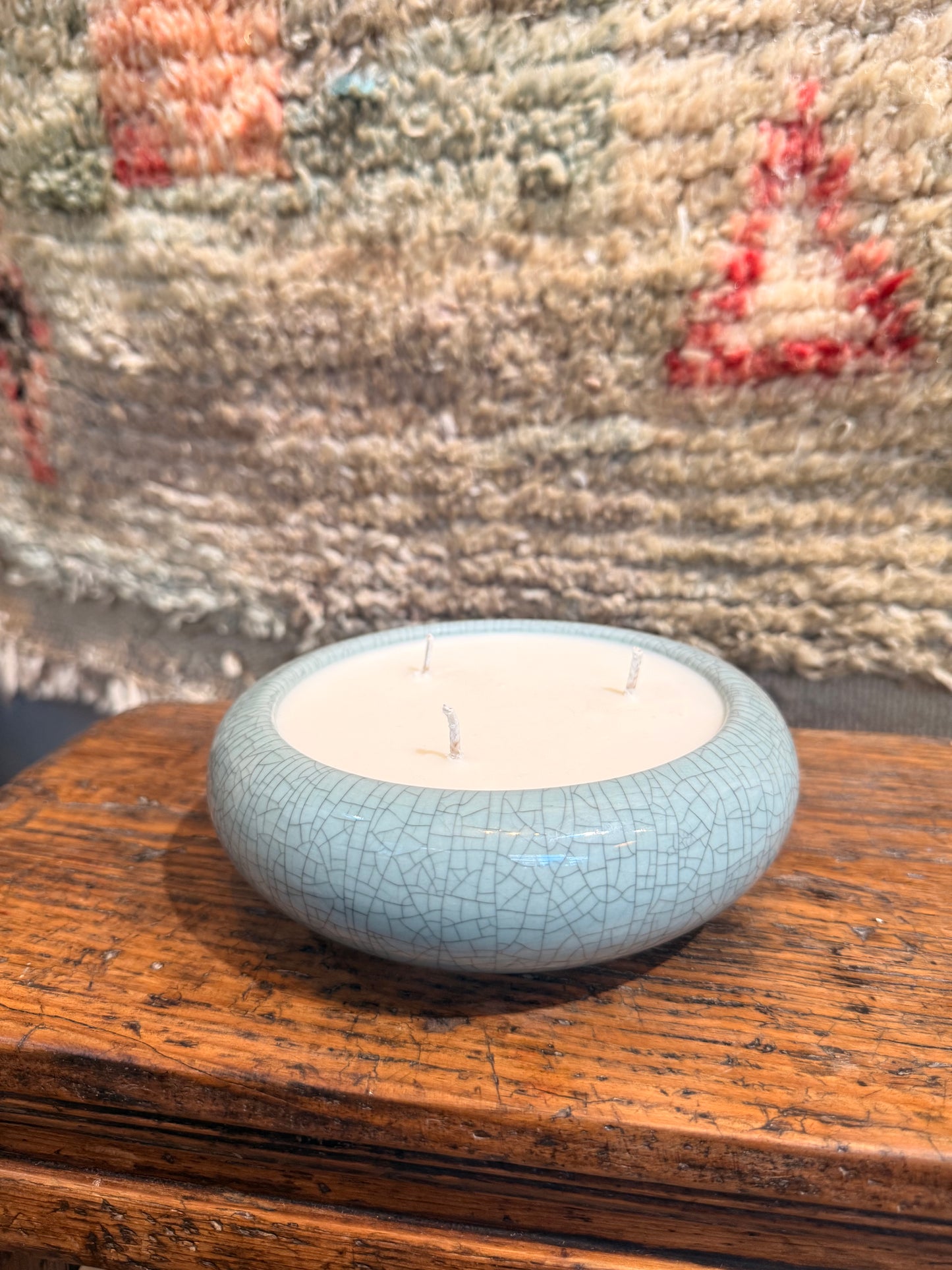Green flat cracked vessel 3 wicks candle